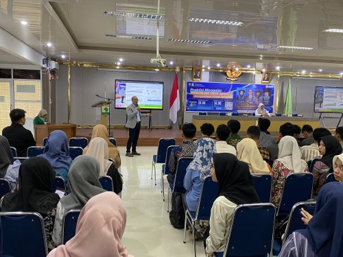 PT Astra Agro Lestari Tbk melalui program Astra Agro Goes to Campus berbagi wawasan dan pengalaman mengenai pengelolaan industri kelapa sawit berkelanjutan kepada mahasiswa Fakultas Pertanian Universitas Andalas, Kamis (4/6/2026).