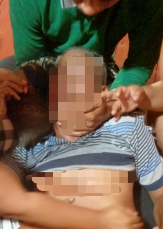 Seorang pria paruh baya berusia 60 tahun, berinisial SY alias Jantan mengakhiri hidupnya dengan cara menggantungkan lehernya.
