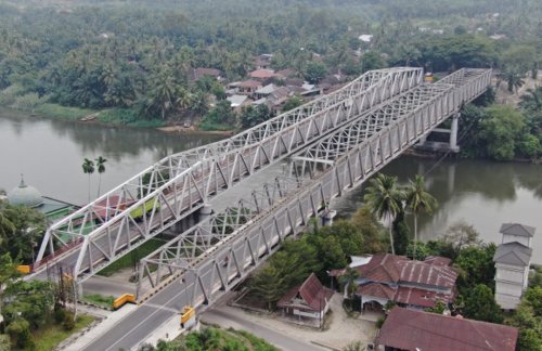 Jembatan Danau Bingkuang Kampar.(foto: int)