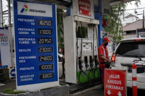 Penyesuaian harga minyak dunia jadi alasan pemerintah naikkan harga pertamax.(ilustrasi/int)