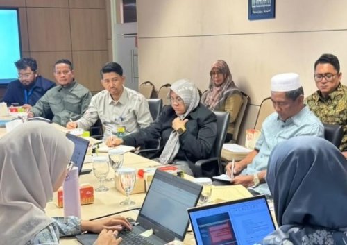 Pertemuan Bupati Siak Afni dan staf ke Gedung Merah Putih KPK di Jakarta. (dok. Pemkab Siak)