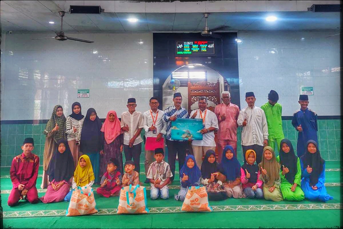 BNI KC Selatpanjang salurkan 175 paket sembako kepada masyarakat kurang mampu di wilayah operasionalnya.
