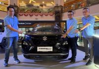 Suzuki Segarkan Fronx SGX Hybrid Kuro, Kini Lebih Sporty dan Dibekali DVR